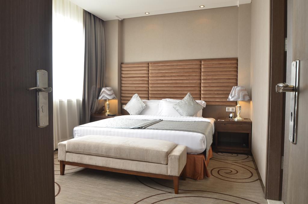 Fleuve Congo Hotel By Blazon Hotels Kinshasa Buitenkant foto
