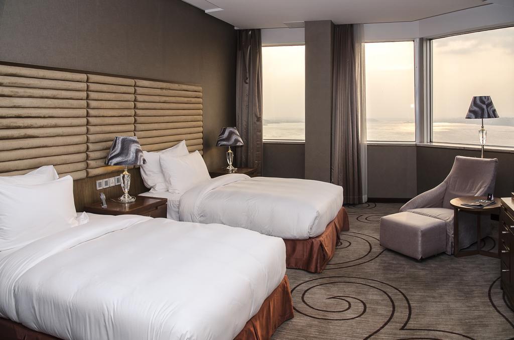 Fleuve Congo Hotel By Blazon Hotels Kinshasa Buitenkant foto
